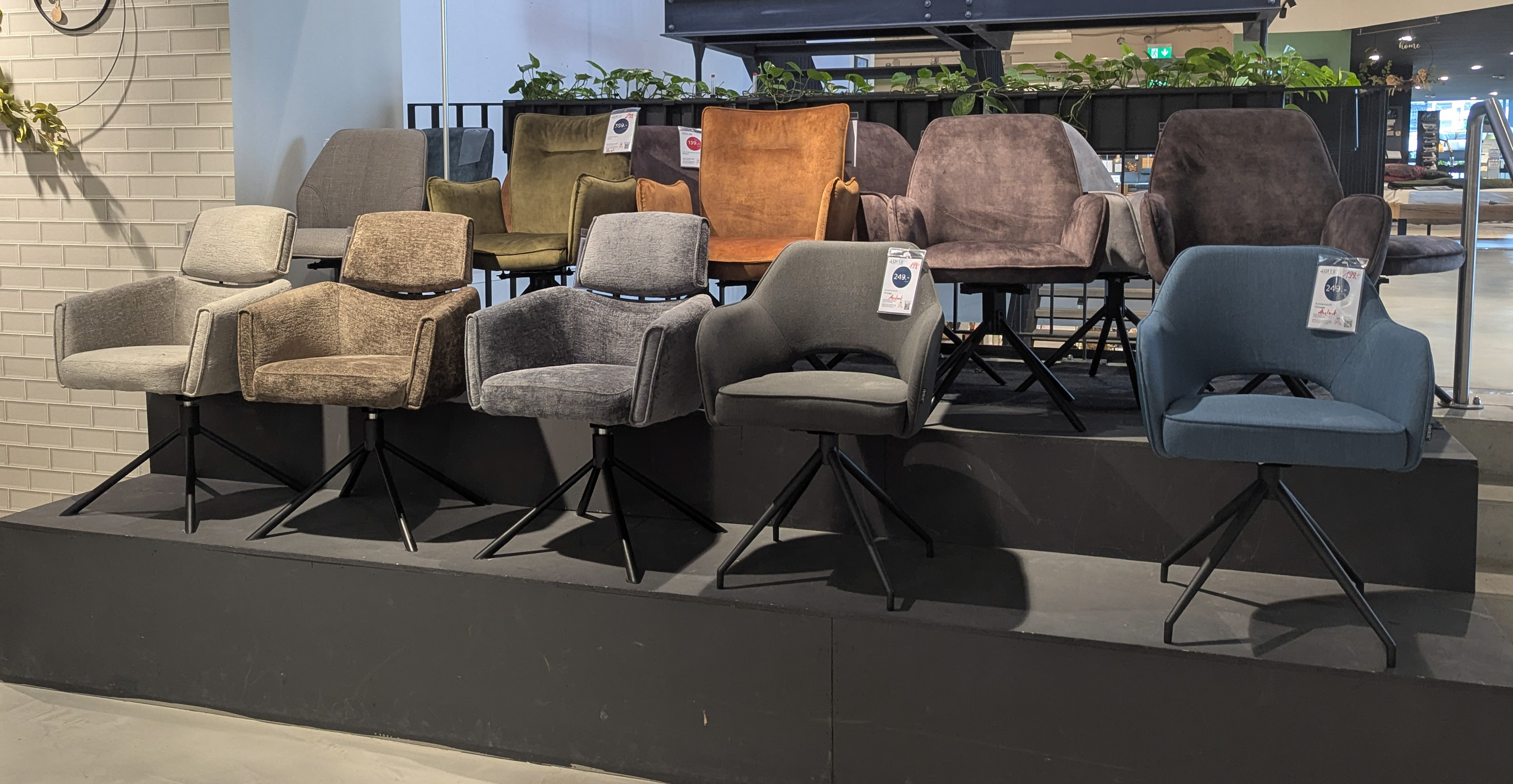 Akante Armlehnstuhl CHICAGO - AUSSTELLUNGSSTÜCK