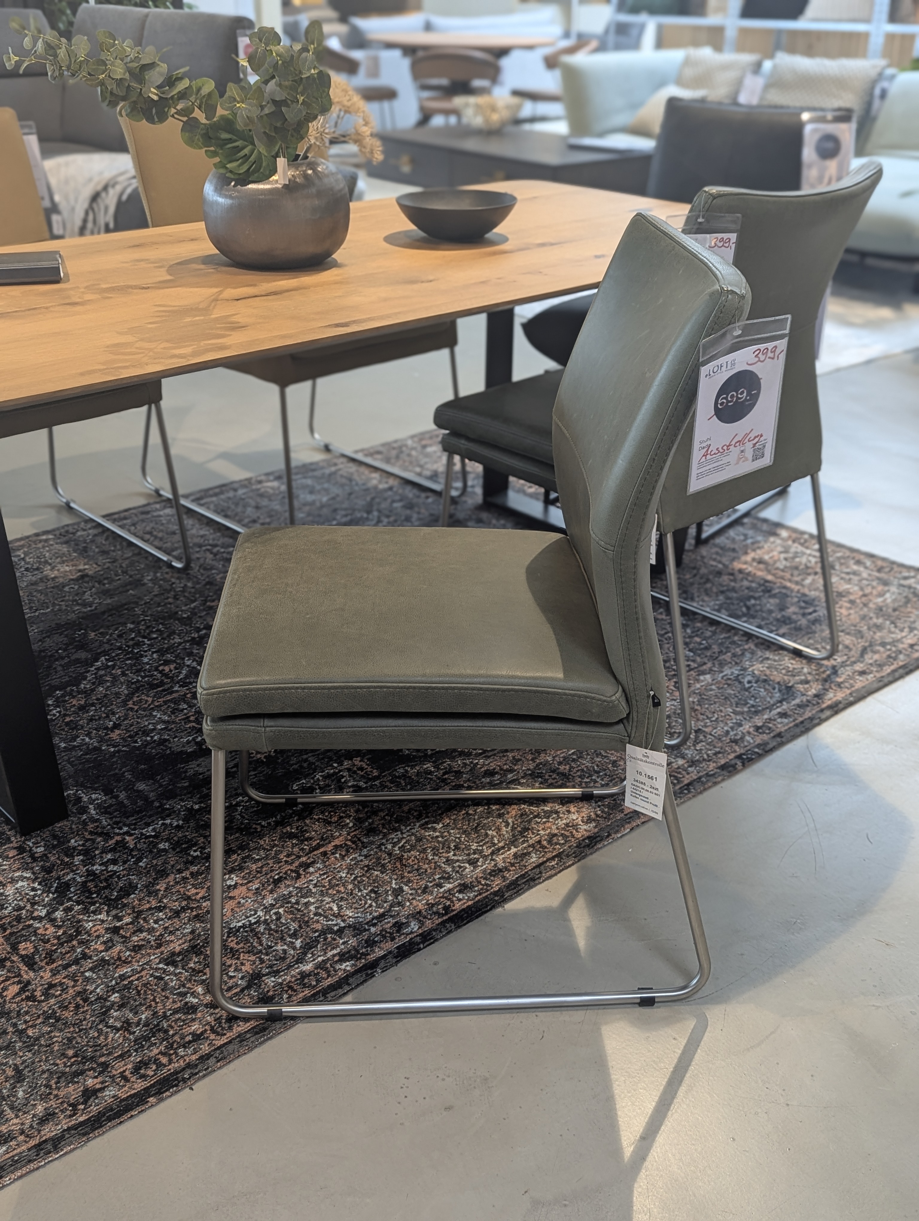 Stuhl DADO - AUSSTELLUNGSSTÜCK