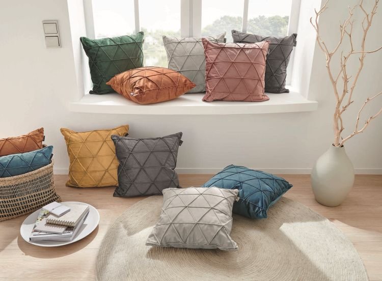 Kissen 45x45 cm GLOSS DUNKELGRÜN