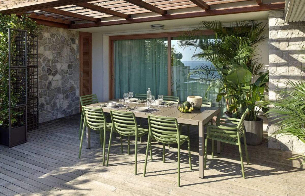 Nardi Stuhl DOGA BISTROT cappuccino - Recyclebarer Kunststoff. - stapelbar