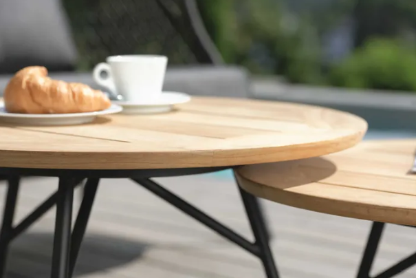 Stern Beistelltisch Frida Teak 65 cm