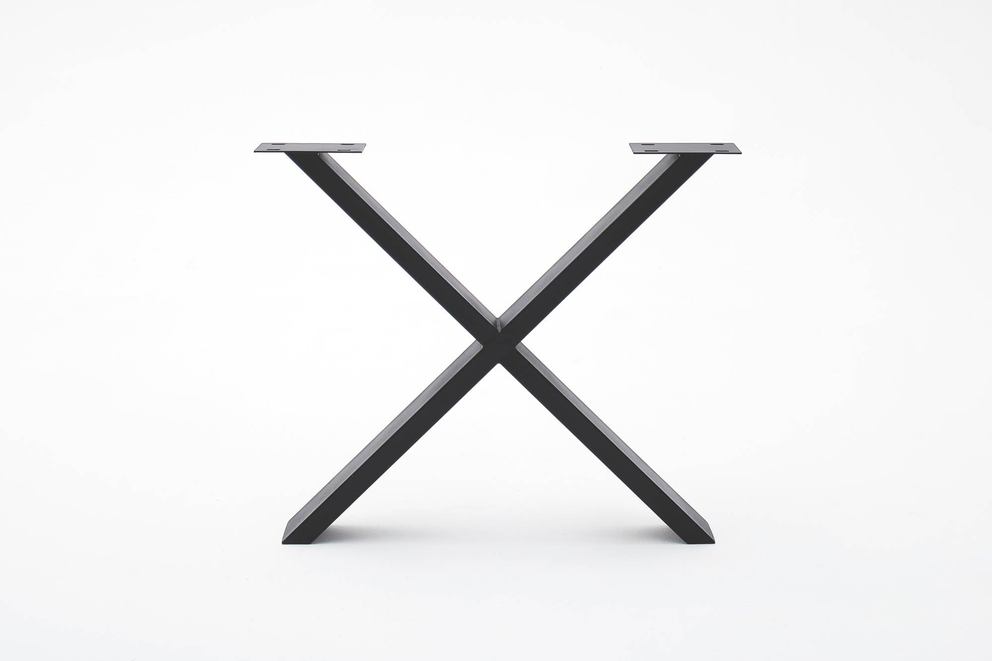 Elfo Möbel Esstisch Eiche geölt Durchg. Lamelle mit Baumkante , Gestell: X-Fuß Schwarz , 240 x 100 cm , Walton S1002524 + S3000TXS